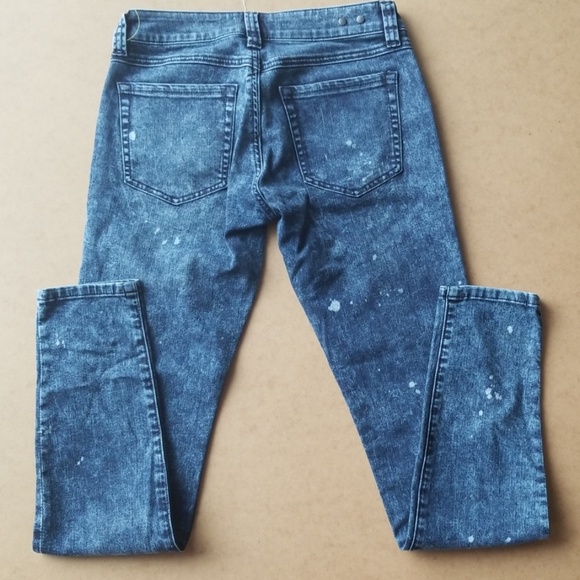 2 for $20 CAbi Constellation Wash Skinny Jean - Picture 4 of 6